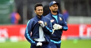 এবার বিপিএলে মাশরাফি শুধুই ব্যাটার, সাকিব বোলার