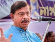 সরকার ক্ষমতায় থাকতে স্বাধীনতাকে বিকিয়ে দিচ্ছে: মান্না