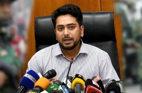 ‘জুলাই শহিদ পরিবারকে দেওয়া চাকরি কোটা হিসেবে যুক্ত হবে না’: উপদেষ্টা নাহিদ