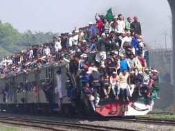 বিশ্ব ইজতেমা উপলক্ষে বিশেষ ১৪ ট্রেনের সময়সূচি