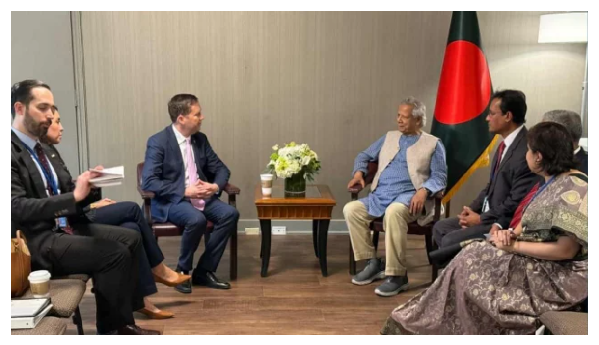 সরকার ফেব্রুয়ারির প্রথমার্ধেই একটি সুষ্ঠু ও শান্তিপূর্ণ নির্বাচনের জন্য ব্যাপক প্রস্তুতি নিচ্ছে: প্রধান উপদেষ্টা