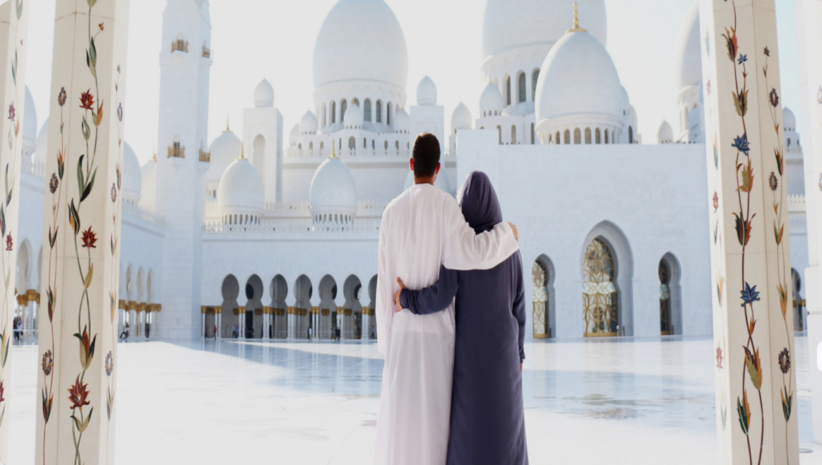 ঘরের কাজে স্ত্রীকে সাহায্য করা নবী (স:) এর সুন্নত