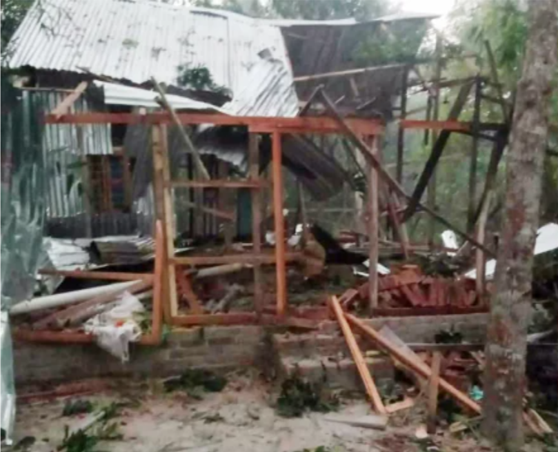 শরীয়তপুরের জাজিরায় বোমা বিস্ফোরণে যুবক নিহত, উড়ে গেছে বসতঘর