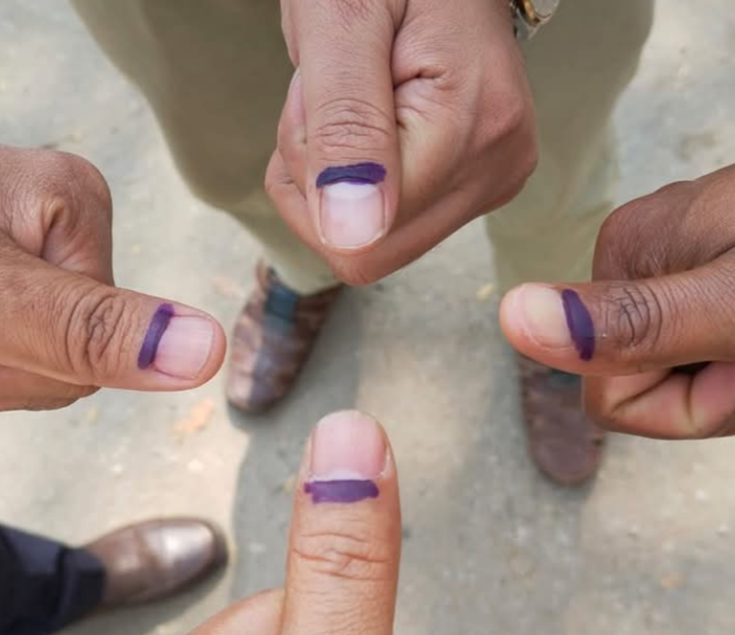 ভোটের পরে আঙ্গুলে লাগানো কালির ব্যাপারে ইসলামি বিধান