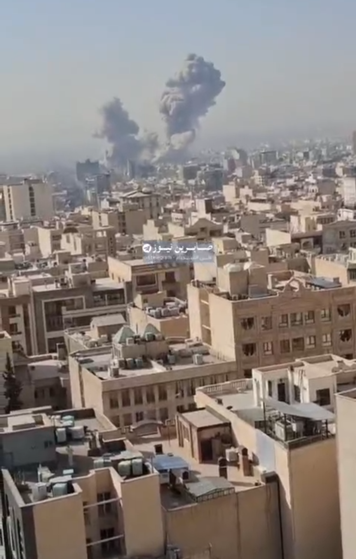 বিস্ফোরণে কাঁপলো তেহরানে চলছে মার্কিন-ইসরায়েল যৌথ হামলা, ইসরায়েলজুড়ে সাইরেন