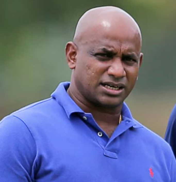 দায়িত্ব ছাড়ার ঘোষণা দিলেন জয়াসুরিয়া