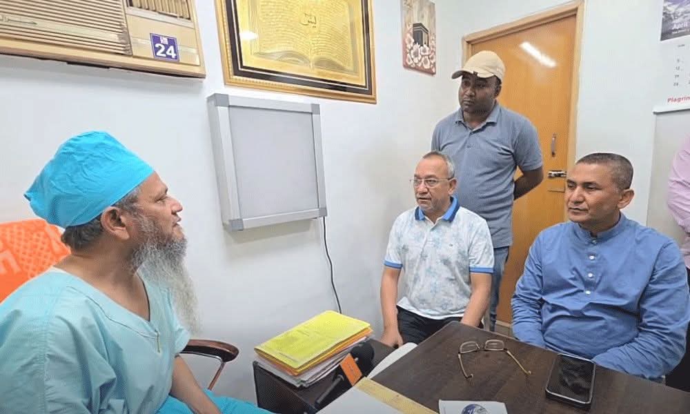 চাঁদাবাজদের বিরুদ্ধে জিরো টলারেন্স: ডা. কামরুল ইসলামের পাশে যুবদল, দ্রুত গ্রেপ্তারের আশ্বাস