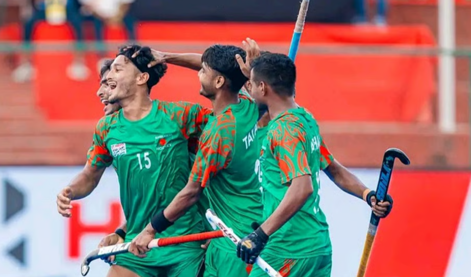 এশিয়ান গেমস হকি বাছাই পর্বে ৪-৩ গোলে জিতে বাংলাদেশের শুভসূচনা